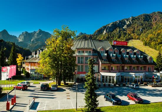 Ramada hotel and suite