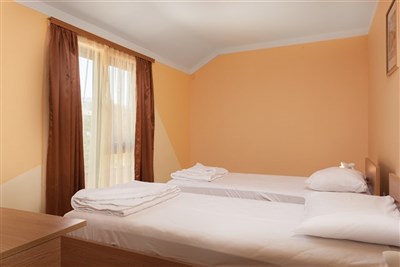 Hotel Zagreb - Karlobag - Hotel Zagreb-Chorvatsko,Kvarner,Karlobag - Vila Pinia