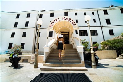 Hotel Kaštel