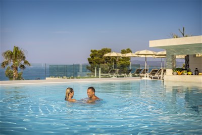 Aminess Khalani Beach Hotel