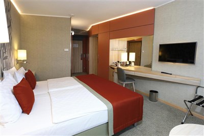 Ensana Thermal Aqua Health Spa Hotel (ex. Danubius)