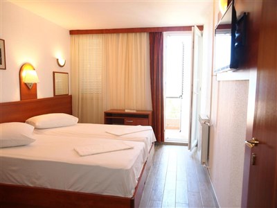 Hotel Aurora Podgora