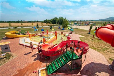 Vulkán Wellness Hotel & Camping