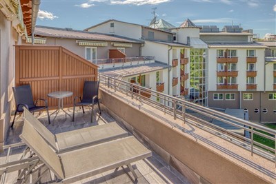 Lotus Therme Hotel & SPA - Maďarsko, Hevíz - Lotus Therme Hotel - pokoj 4 patro s terasou