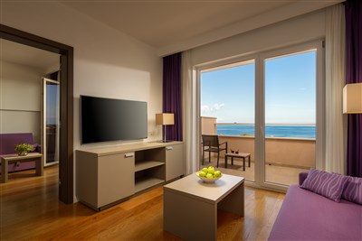 Vitality hotel Punta - Chorvatsko, ostrov Lošinj, Veli Lošinj, Vitality hotel Punta - Suite, balkon, přímý pohled na moře