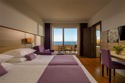 Vitality hotel Punta - Chorvatsko, ostrov Lošinj, Veli Lošinj, Vitality hotel Punta - Suite, balkon, přímý pohled na moře