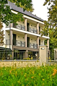 Divina Boutique Hotel