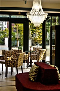 Divina Boutique Hotel