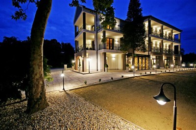 Divina Boutique Hotel