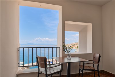 Hotel Selce - Chorvatsko, Selce, hotel Selce-pokoj 2+1 s balkonem a pohledem na moře