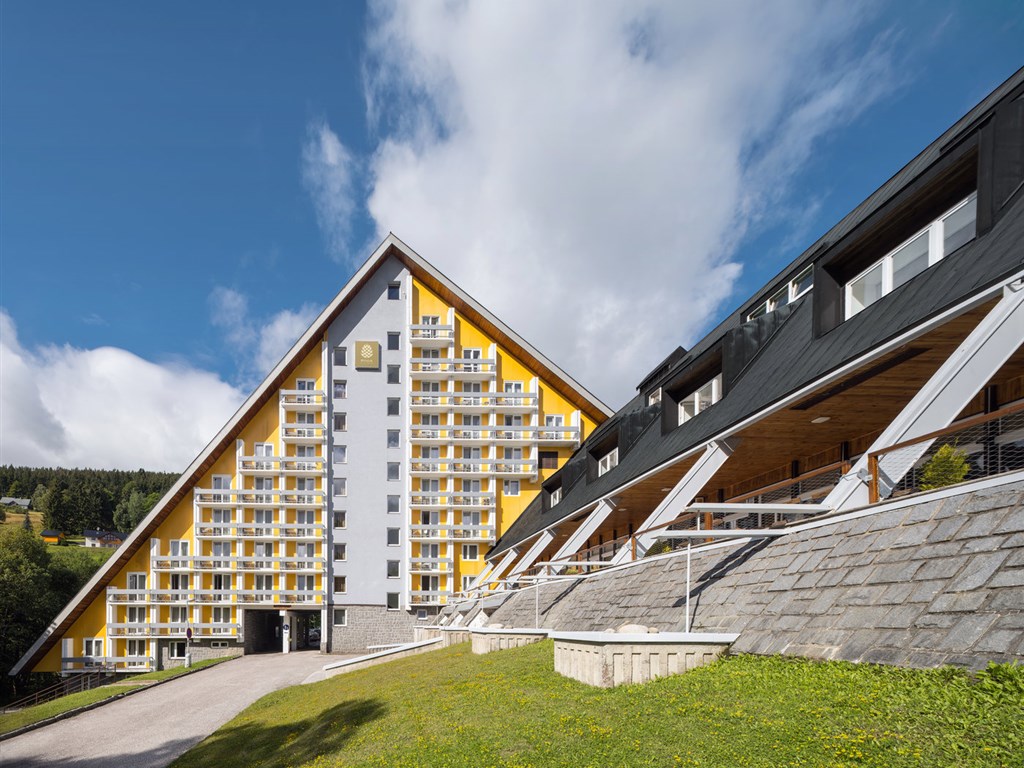 Pinia Hotel & Resort