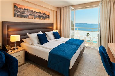 Hotel Pinija - Chorvatsko, Petrčane, Hotel Pinija- pokoj typu Premium Family, balkon, moře