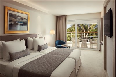 Hotel Bellevue - Chorvatsko, ostrov Lošinj, Mali Lošinj, hotel Bellevue-pokoj superior, balkon, moře