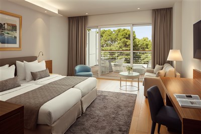 Hotel Bellevue - Chorvatsko, ostrov Lošinj, Mali Lošinj, hotel Bellevue-pokoj deluxe, balkon, moře