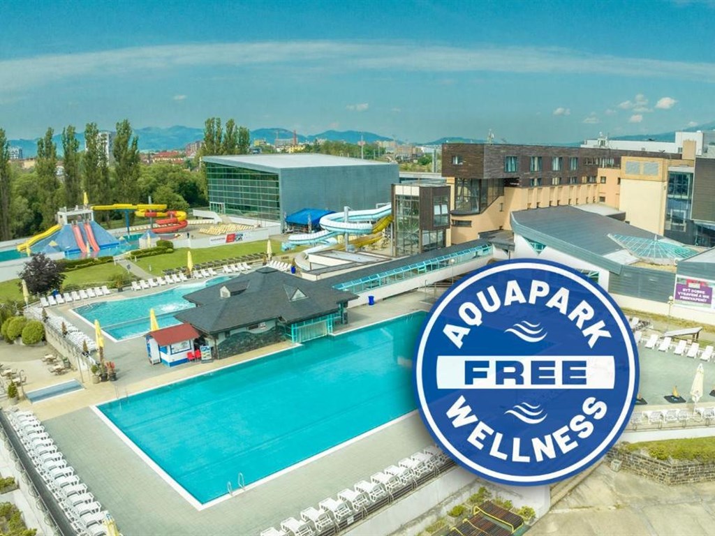 Hotel AquaCity Seasons