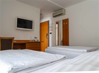 Hotel Piramida - Slovinsko, Maribor, hotel Piramida - pokoj typu DBL Standart