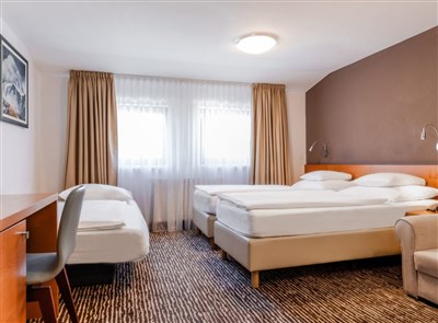 Hotel Kranjska Gora - Slovinsko, Kranjska Gora, hotel Kranjska Gora - pokoj typu junior suite
