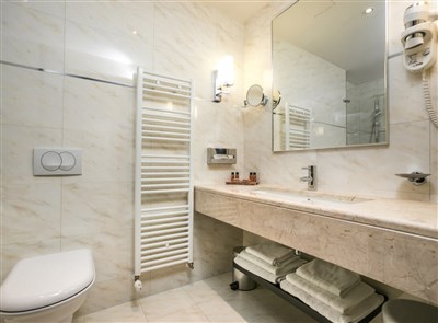 Grand Hotel Admiral - Chorvatsko, Slano, Grand Hotel Adrmiral - pokoj DBL balkon, pohled na hory