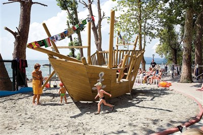 Mobilní domky kemp Cisano San Vito