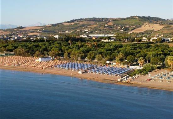 Mobilní domky kemp Duca Amedeo Village