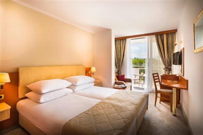 Hotel Sunny Baška Residence by Valamar (ex. Zvonimir)