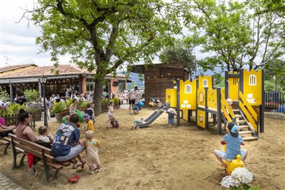 Mobilní domky kemp Hu Norcenni Girasole Village