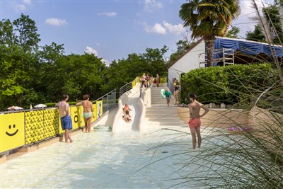 Mobilní domky kemp Hu Norcenni Girasole Village