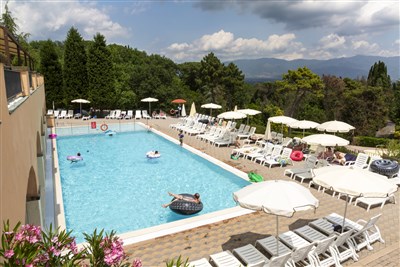 Mobilní domky kemp Hu Norcenni Girasole Village